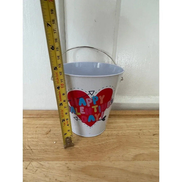Happy Valentine’s Day Pail - Picture 3 of 6